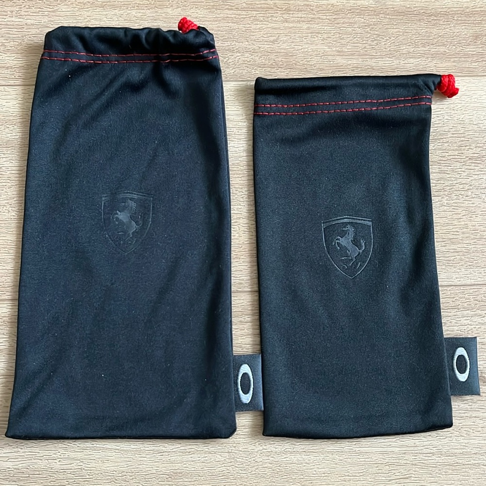 Oakley Microbags (x2)